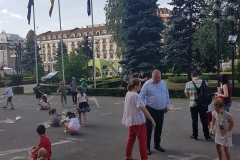 34189752_2109798375715589_8561903578136969216_n